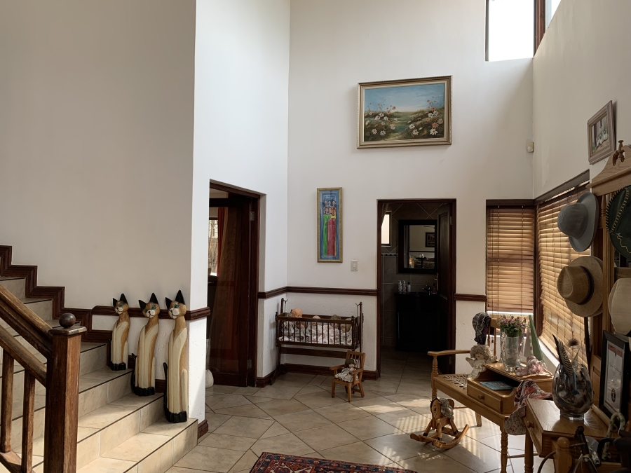 5 Bedroom Property for Sale in Birdwood Estate North West